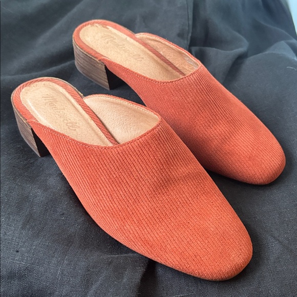 Madewell Alicia Mule in Corduroy Suede Rust Orange, 8 - Picture 4 of 8